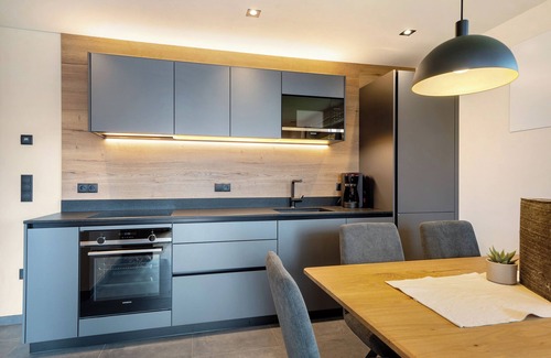 Ultimo Apartamento | Apartamento 'Loach' con vistas a la montaña, jardín compartido y Wi-Fi