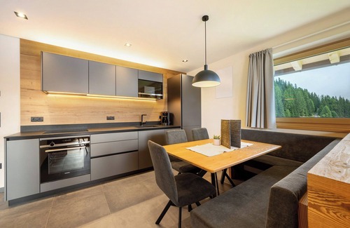 Ultimo Apartamento | Apartamento 'Loach' con vistas a la montaña, jardín compartido y Wi-Fi