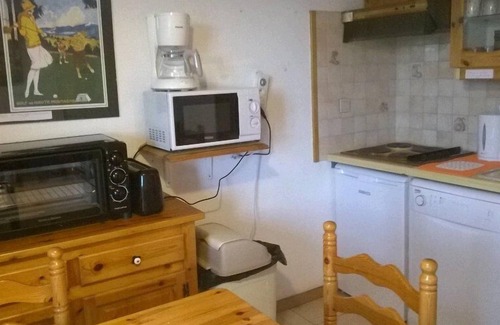 Pyrenees 2000 Apartamento | Apartamento situado en la ladera junto a un jardín de infantes