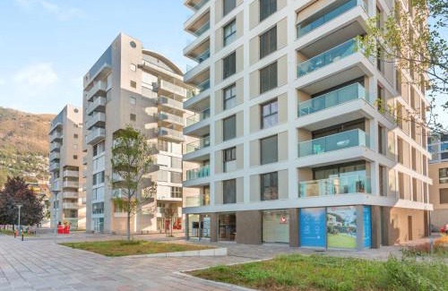 Locarno Apartamento | Apartment LocTowers A3-7-3 by Interhome
