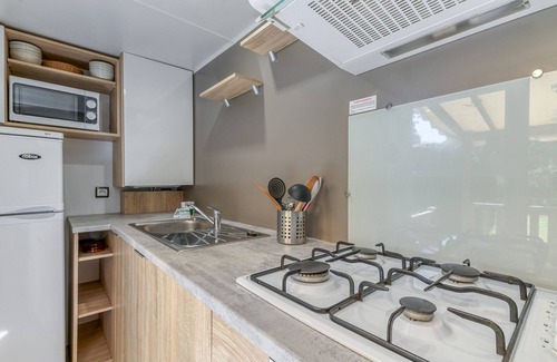 Vaulnaveys-le-Bas Alquiler De RV | Apartamento 'Lodge 87 N°46' con vistas a la montaña, Wi-Fi y aire acondicionado