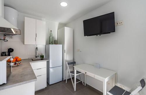 Melegis Apartamento | Apartamento 'Loft A'ca La Puri En Melegís' con terraza privada, Wi-Fi y aire acondicionado