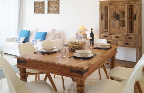 Marbella Apartamento | Apartment Lomas de Los Monteros by Interhome