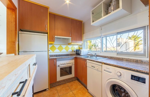 Vera Apartamento | Apartamento 'Lomas De Mar 3' con vistas a la montaña, Wi-Fi y aire acondicionado