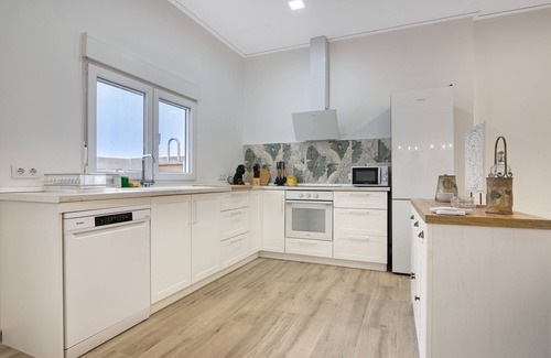 Gandia Apartamento | Apartment 'Lope De Vega Bajo' with Private Terrace, Wi-Fi and Air Conditioning