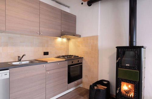 Vodo Cadore Apartamento | Apartamento 'Lorenzo' con vistas a la montaña, balcón y Wi-Fi