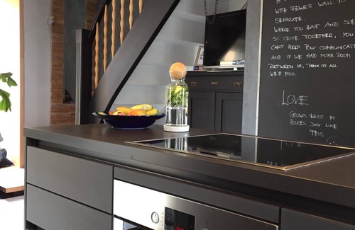Bitz Casa | Apartment 'Lotte' with Private Terrace, Private Garden and Wi-Fi