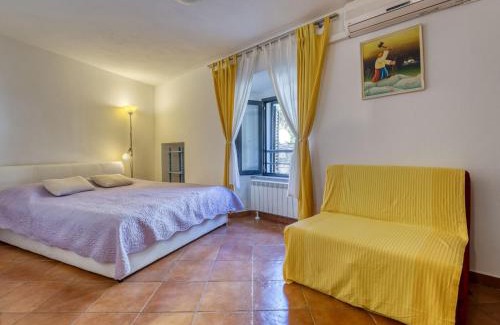 Lovran Apartamento | Apartment Lovrano-1 by Interhome