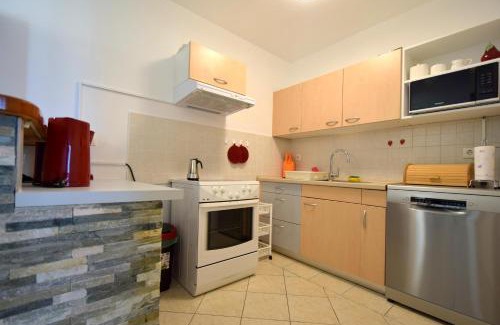 Zidarici Apartamento | Apartment Lucy