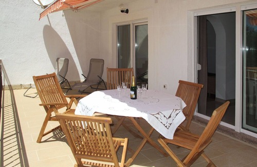Novi Vinodolski Apartamento | Apartamento Luka by Interhome
