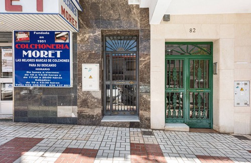 Bailen-Miraflores Apartamento | Apartamento 'Lulu' con Wi-Fi y aire acondicionado