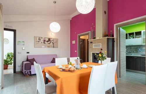 Tusa Apartamento | Apartamento 'Luna Piena' con vistas al mar, Wi-Fi y aire acondicionado