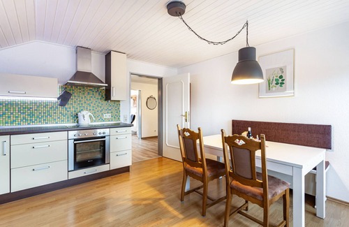 Ortsmitte Apartamento | Apartamento 'Lydias' con balcón y Wi-Fi