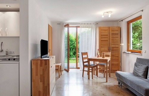 Bodman-Ludwigshafen Apartamento | Apartamento 'Marie' con terraza privada y Wi-Fi