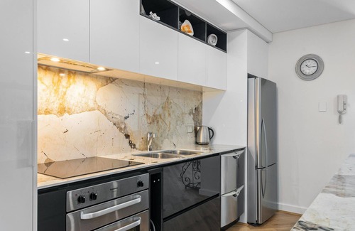 Scarborough Apartamento | Apartment M305 - a popular beachside apartment!