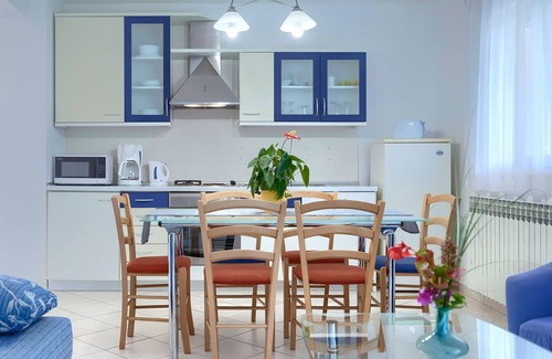 Modrusani Apartamento | Apartamento Macini by Interhome