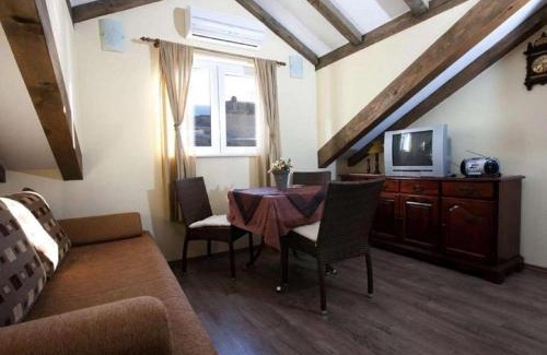 Gornji Kono Apartamento | Apartment Magic - One Bedroom Apartment with Sea View