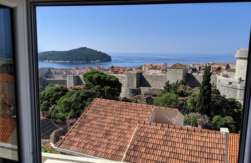 Gornji Kono Apartamento | Apartment Magic - Apartamento de un dormitorio con vistas al mar