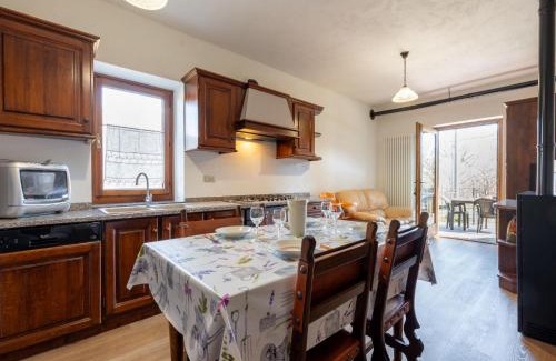 Barche Apartamento | Apartment Maison Pro de Solari-2 by Interhome