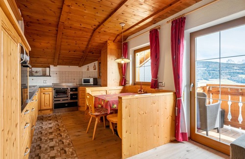 Albions Apartamento | Apartamento 'Malsötscherhof C' con vistas a la montaña, balcón y Wi-Fi