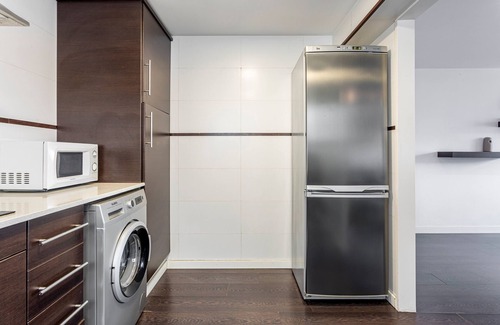 La Carrasca Apartamento | Apartamento 'Malvarrosa' con balcón y Wi-Fi