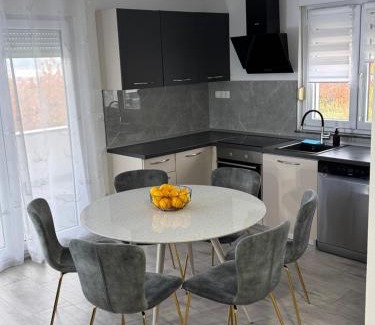 Kastel Stari Apartamento | Apartment Mama Lu