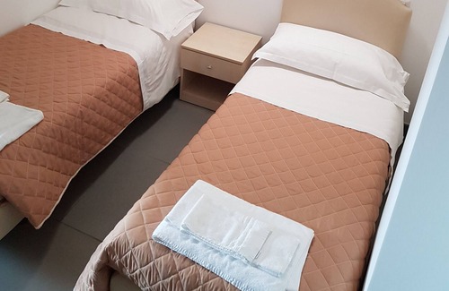 Angri Apartamento | Apartment 'Mansarda Parco La Ville' with Mountain View and Air Conditioning