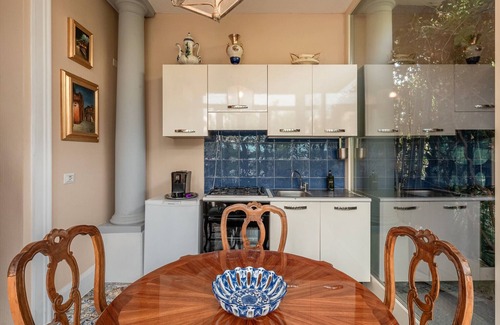Altopascio Apartamento | Apartamento 'Manuela' con piscina compartida, Wi-Fi y aire acondicionado