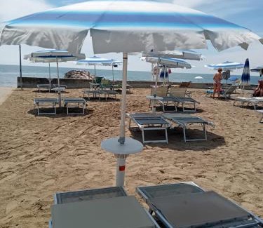 Eraclea Mare Apartamento | Apartment Mare45 - 10 minutes walk from the beach with one private ombrella and two sun-beds