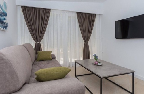 Donja luka Apartamento | Apartment Mari - 40m from the beach: A6(4+2) - Makarska, Riviera Makarska, Croatia