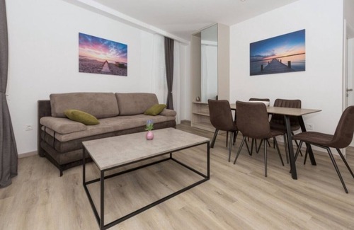 Donja luka Apartamento | Apartment Mari - 40m from the beach: A1(4+2) - Makarska, Riviera Makarska, Croatia