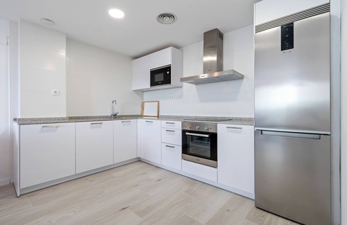 Roques Daurades Apartamento | Apartamento 'Maricel en Roques Daurades' con piscina compartida, Wi-Fi y aire acondicionado