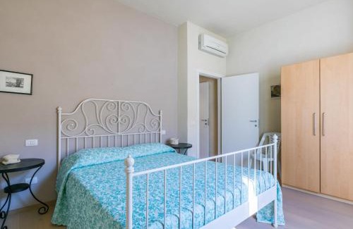Rosignano Solvay Apartamento | Apartment Maria by Interhome