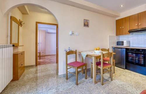 Opric Apartamento | Apartment Marija-1 by Interhome