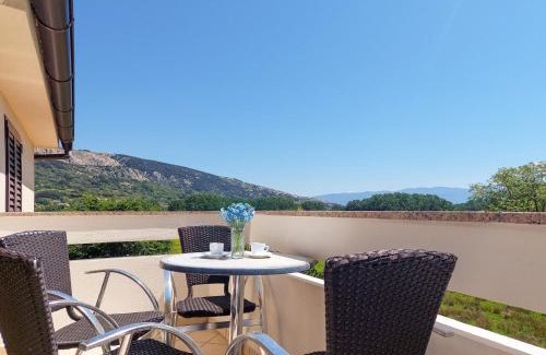 Baska Apartamento | Apartment Marija-2 by Interhome