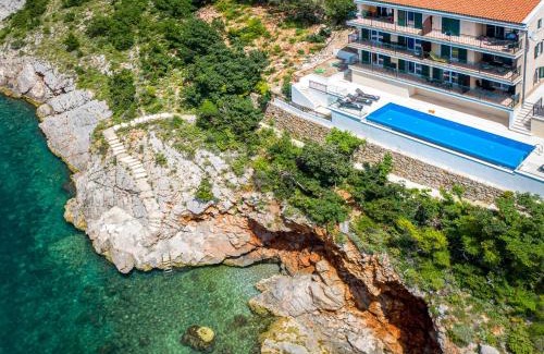 Vratarusa Apartamento | Apartment Marina-1 by Interhome