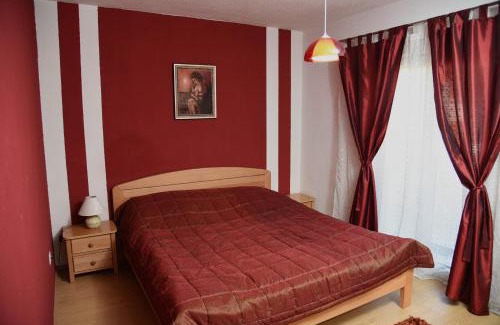 Canton 10 Apartamento | Apartment Mario
