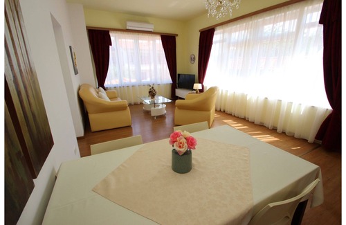 Kadumi Apartamento | Apartment Markus for 2 - Pool & BBQ