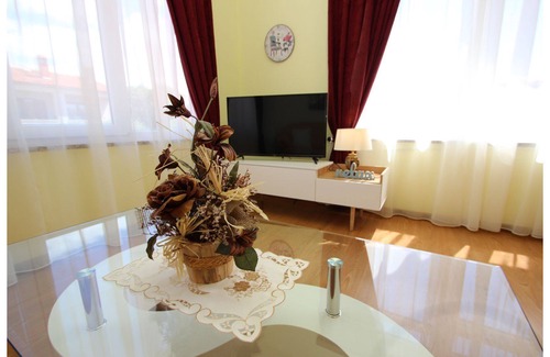 Kadumi Apartamento | Apartment Markus for 2 - Pool & BBQ