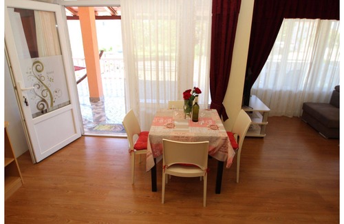 Kadumi Apartamento | Apartment Markus for 2 - Pool & BBQ