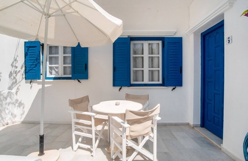 Mikri Vigla Apartamento | Apartamento 'Maroulis Studios - Studio 3' con jardín privado, Wi-Fi y aire acondicionado.