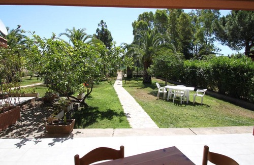 Costa Rei Apartamento | Apartment Marrone-1 by Interhome