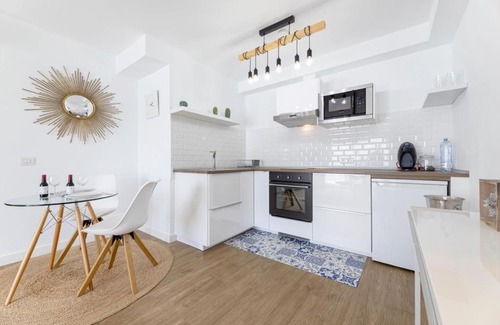 Playa del Cable Apartamento | Apartment Marta