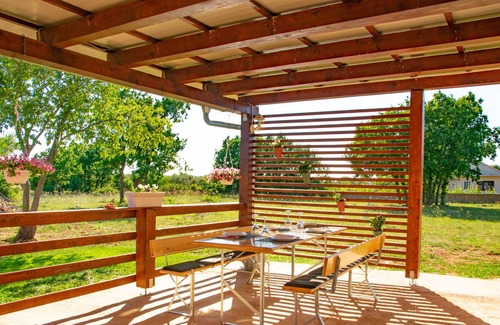 Drnis Apartamento | Apartment Martin-vacation nearby National park Krka