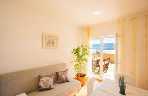 Zubovici Apartamento | Apartment Marva 3 with sea view and free air conditioning