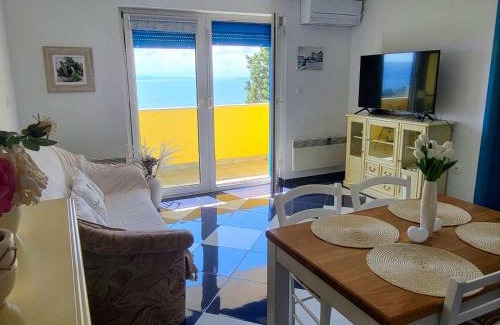Novi Vinodolski Apartamento | Apartment Mary with a beautiful view