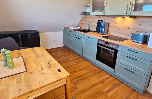 Hallig Langeneß Apartamento | Apartment 'Matje' with Lake View, Shared Terrace and Wi-Fi