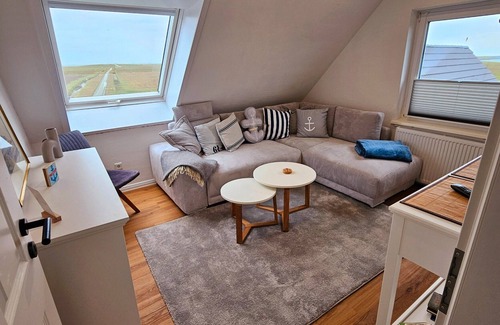 Hallig Langeneß Apartamento | Apartment 'Matje' with Lake View, Shared Terrace and Wi-Fi