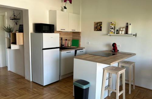 Njivice Apartamento | Apartment Maya Njivice
