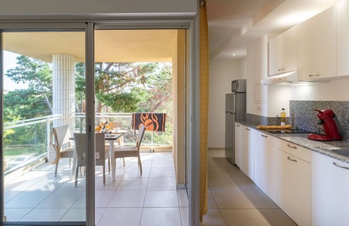 Santa-Lucia-di-Moriani Apartamento | Apartamento MB4 by Interhome